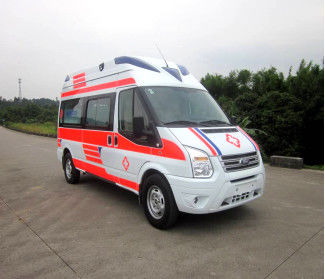 kupować Ford Long Axle Ambulans ratunkowy 9 miejsc z przodu z tyłu 4×2 online manufacture