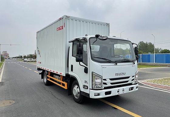 Biały Isuzu Izolowany Ciężarówka 126HP 152HP Isuzu Box Vans