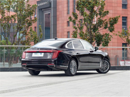 4 miejsca / 5 miejsc Hongqi H9 Luxury Benzin 4×2 limuzyna 1