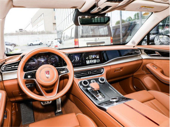 4 miejsca / 5 miejsc Hongqi H9 Luxury Benzin 4×2 limuzyna 12