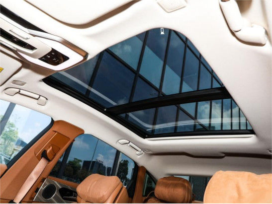 4 miejsca / 5 miejsc Hongqi H9 Luxury Benzin 4×2 limuzyna 8