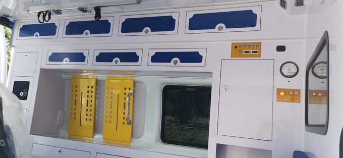 9 miejsc, karetka, Ford Transit Custom. 8