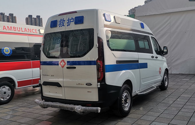 Biała Ford Transit Ambulance 8 miejsc Ambulans medyczny benzynowy 1