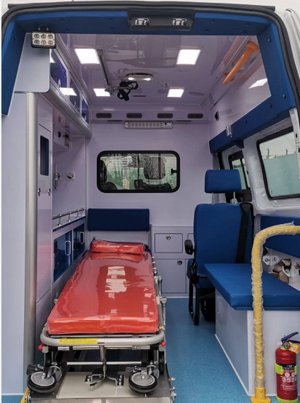 Biała Ford Transit Ambulance 8 miejsc Ambulans medyczny benzynowy 7