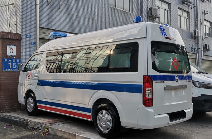 Futian Emergency Medical Services Ambulancja 7 miejsc z tylnym napędem 4×2 2