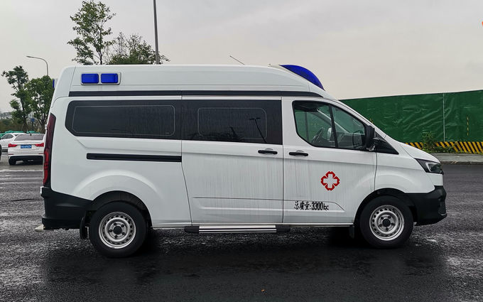 Ford Transit Ambulans Medyczny Benzyna 8 miejsc Ford Transit Box Ambulans 0