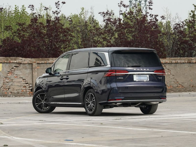 Roewe Wielki Minivan MPV Vans Benzyna 7 miejsc 4x2 Automatyczna skrzynia biegów 3