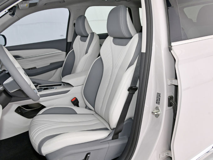 Geely Xingyue L Sport Utility Vehicle Geely Xing Yue L 5-osobowy SUV 7