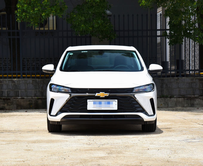 Benzynowy Chevrolet 5 miejsc Samochód Minibus Pojazd 4×2 Z napędem dwukołowym 2