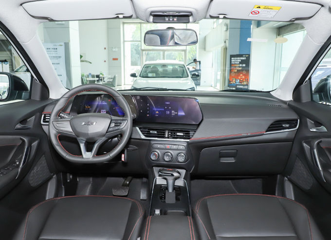 Chevrolet Chuangku Samochody napędzane benzyną Pojazd terenowy 4