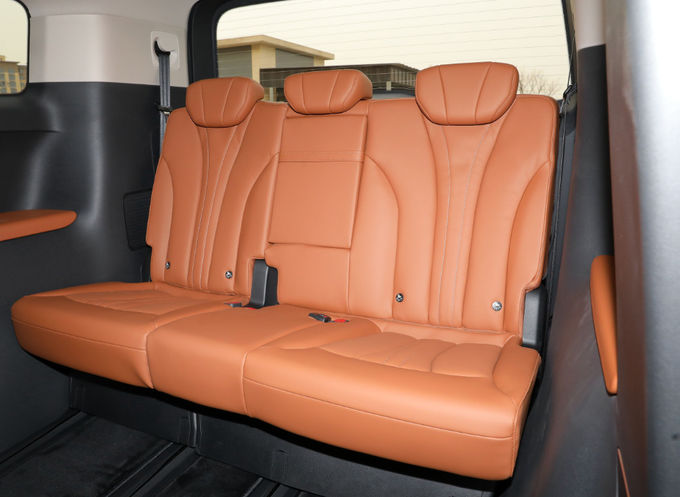 Czarny Hongqi 7-osobowy minivan MPV Luxury Business Reception Car 11