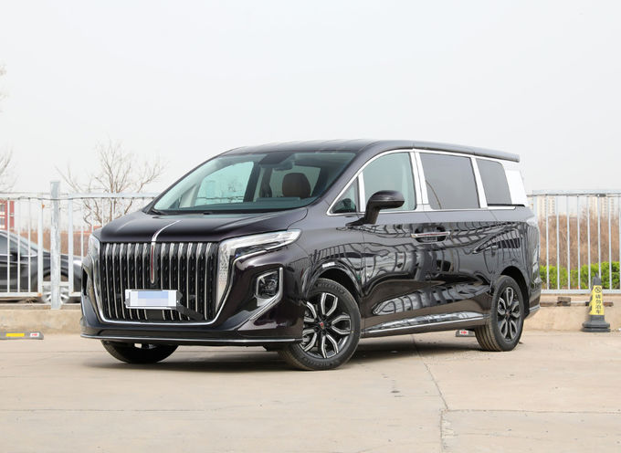 7 miejsc Hongqi HQ9 Pojazd Samochód Recepcja 8 prędkości 1