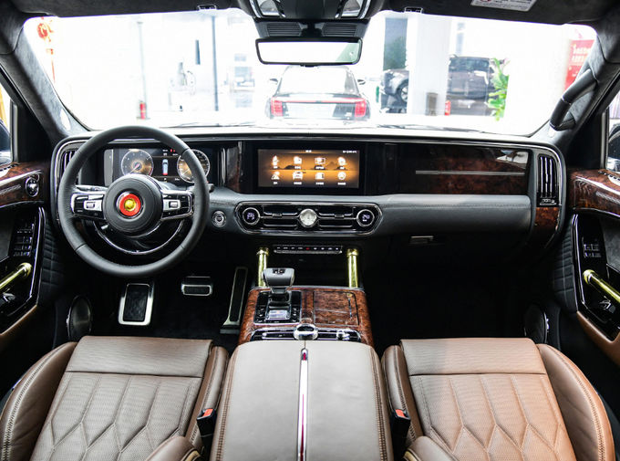 Hongqi S7 Sport Utility Vehicle 6-osobowy 4-osobowy SUV benzynowy 8