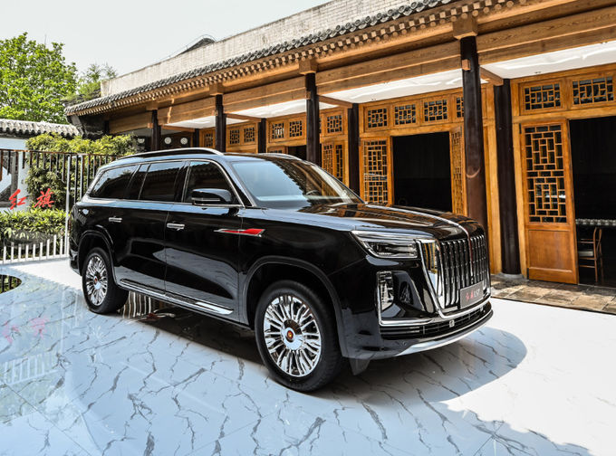 Hongqi S7 Sport Utility Vehicle 6-osobowy 4-osobowy SUV benzynowy 1