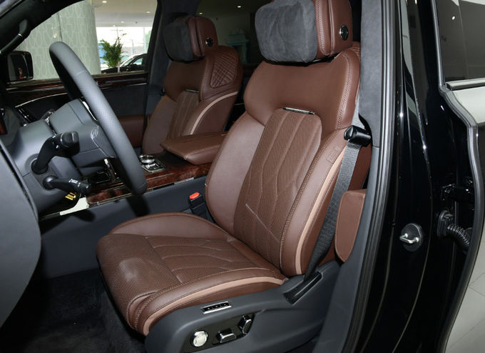 Hongqi S7 Sport Utility Vehicle 6-osobowy 4-osobowy SUV benzynowy 11