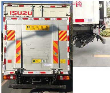 93KW 126HP Izolowana ciężarówka Isuzu Cargo Izolowana czapka biała 2