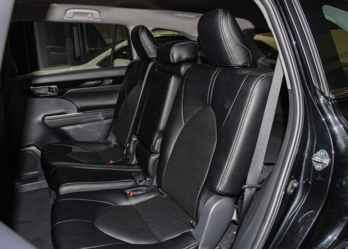 Toyota Highlander SUV Benzynowe samochody 7-osobowe Highlander Suv 6