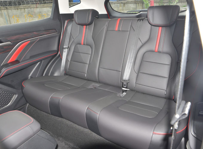 Great Wall Haval H6 Samochody z napędem benzynowym Przednie koło napędowe Srebro 8