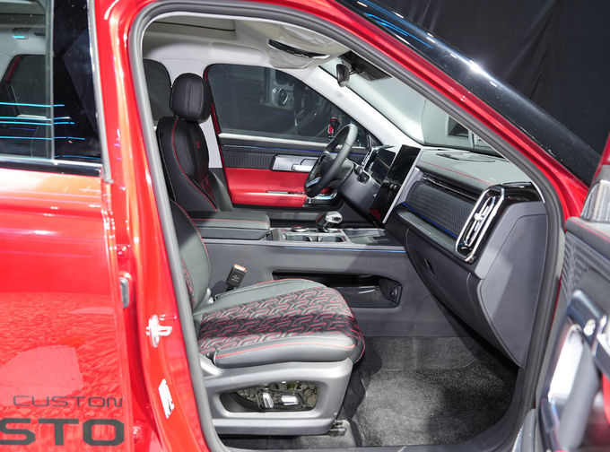 Chery Explores Benzyna 5 miejsc Minibus Pojazd SUV Automatyczna skrzynia biegów 4×4 7