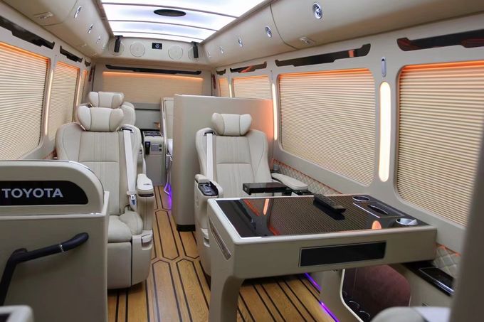 Toyota Coaster 8-osobowy autobus turystyczny Business Reception Bus Benzyna tylny napęd 4×2 Manual 8